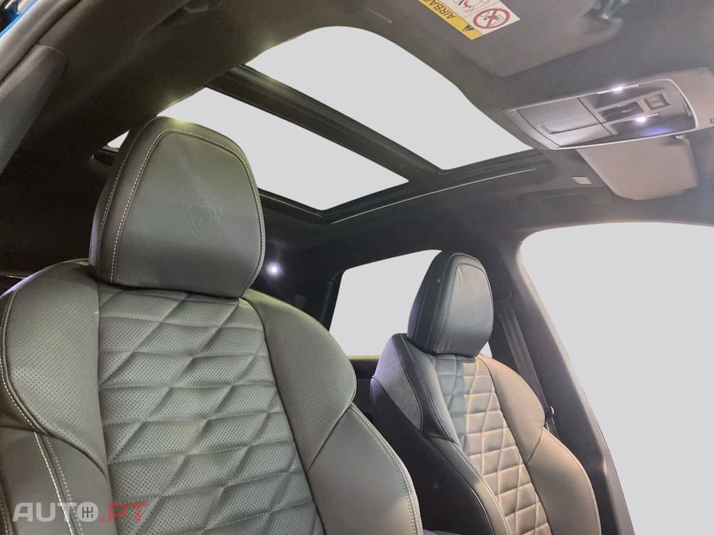 Peugeot E-3008 GT I.V.A DEDUTIVEL 