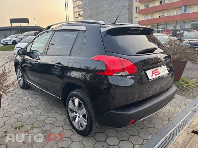 Peugeot 2008 1.6 BlueHDi Style