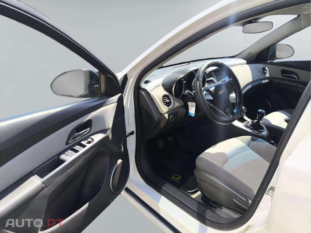 Chevrolet Cruze 1.6 CDTI 