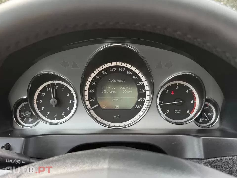 Mercedes-Benz E 250 CDi Avantgarde BlueEfficiency