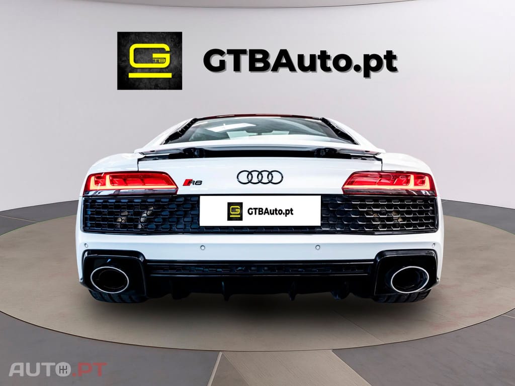 Audi R8 5.2FSi V10 RWD