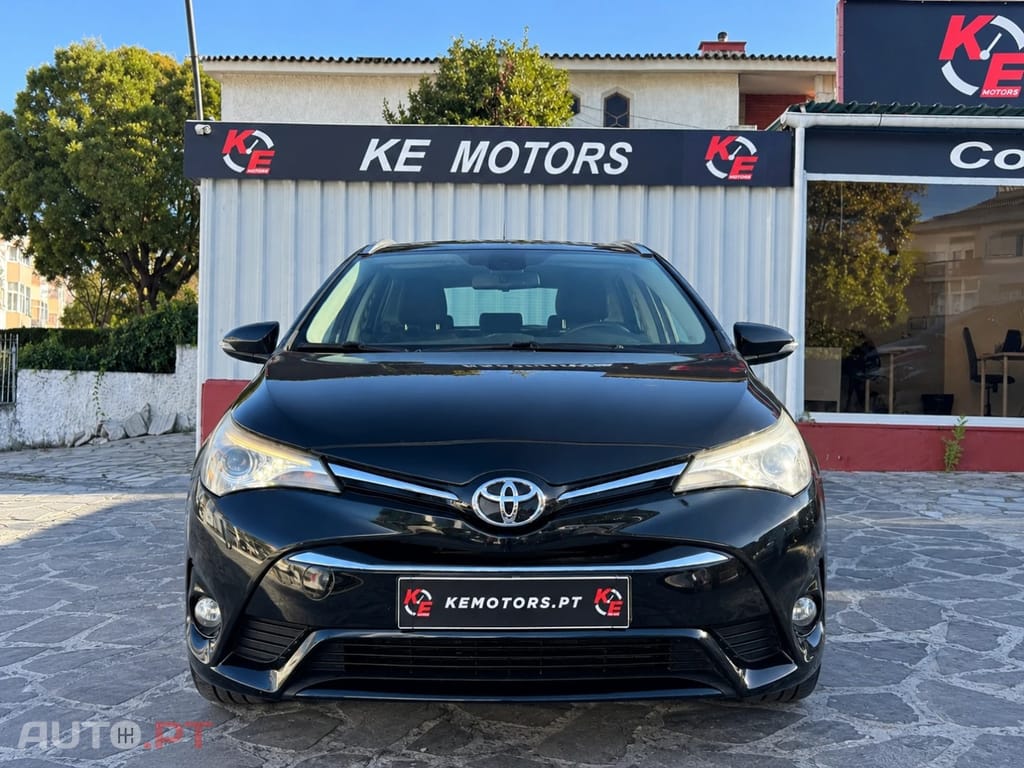 Toyota Avensis Touring Sports 1.6 D-4D Exclusive