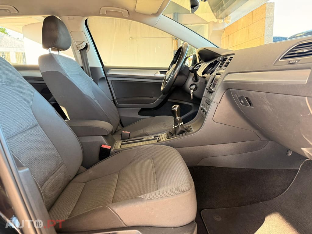 Volkswagen Golf Variant 1.6 TDi BlueMotion Confortline