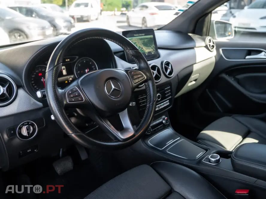 Mercedes-Benz B 200 (CDI) d 7G-DCT Style