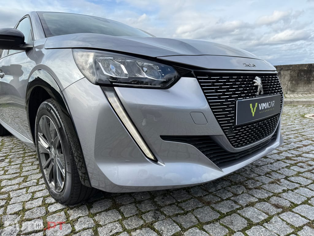 Peugeot E-208 50 kWh Allure