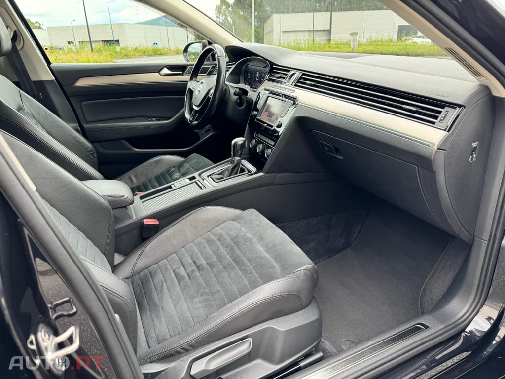 Volkswagen Passat 2.0 TDI R-Line DSG