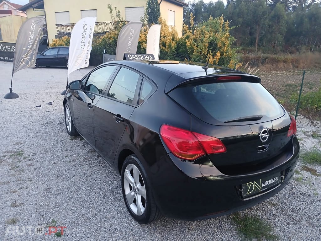 Opel Astra 1.4