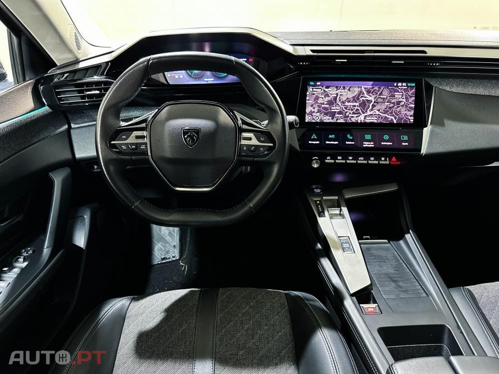 Peugeot 408 1.2 PureTech Allure Pack EAT8