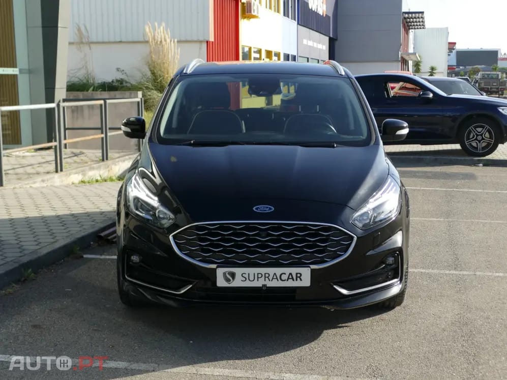 Ford S-Max 2.0 TDCi Vignale Powershift