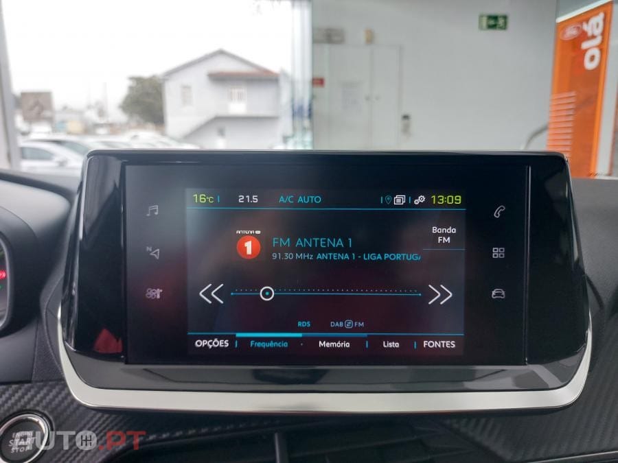 Peugeot E-208 50 kWh Active