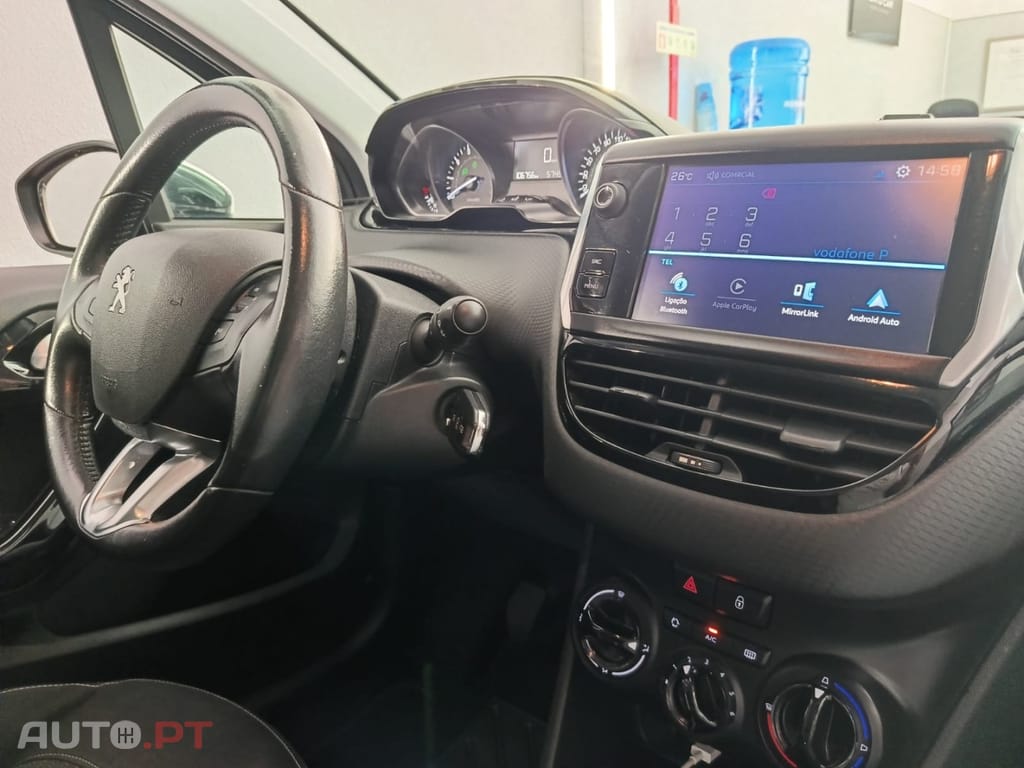 Peugeot 208 1.2 PureTech Style