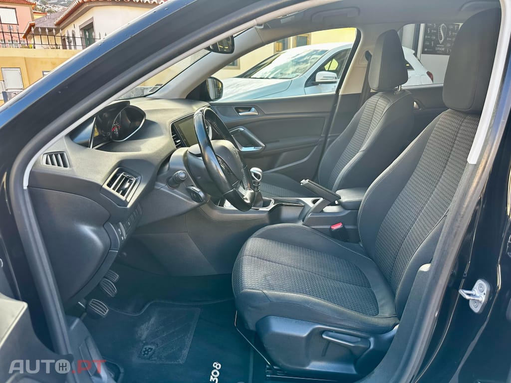Peugeot 308 1.5 BlueHDi Style