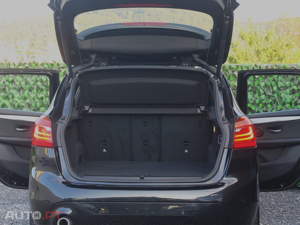 BMW 216 d Advantage Auto