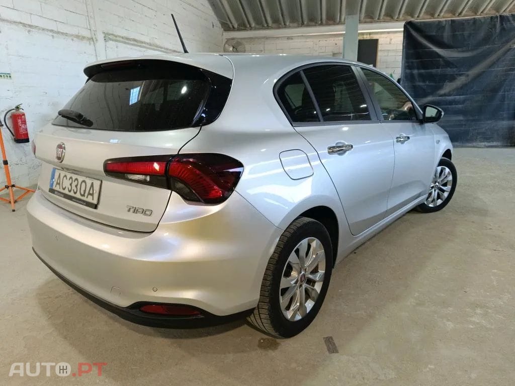 Fiat Tipo 1.3 M-Jet Lounge