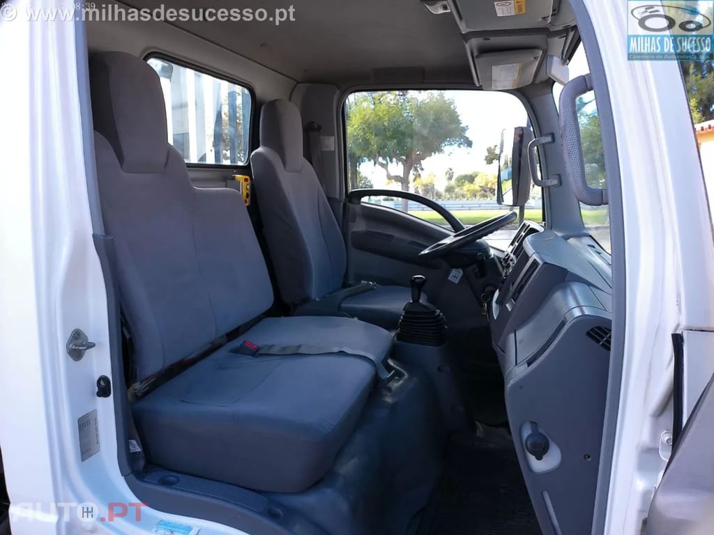 Isuzu Série N NLR 85 3.0 Tri-basculante C/IVA