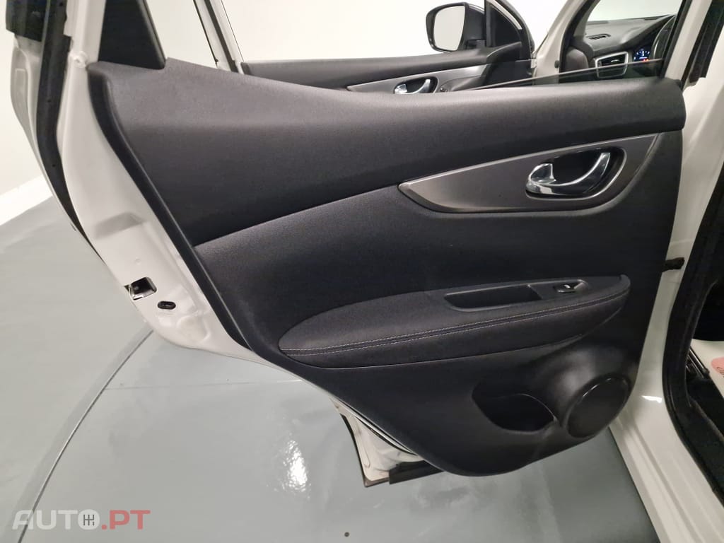 Nissan Qashqai 1.5 dCi N-Connecta