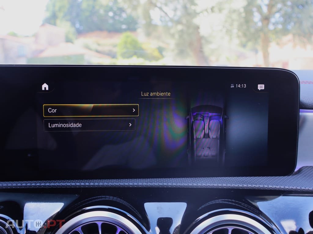 Mercedes-Benz CLA 250 e  Shooting Brake AMG Line