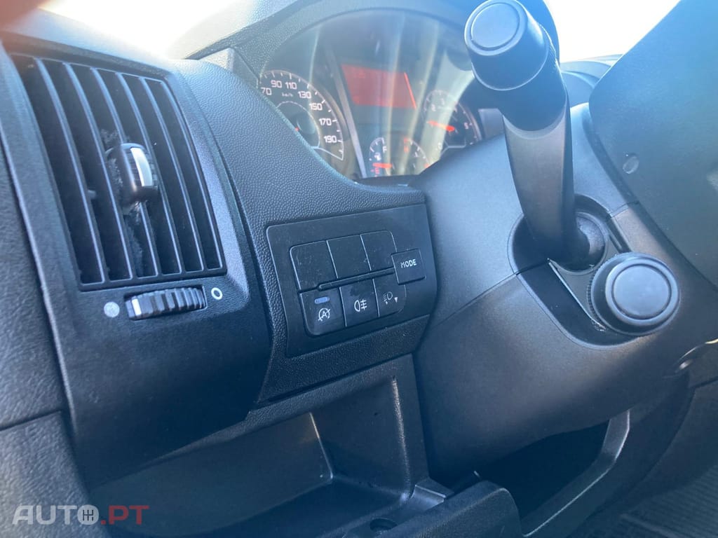 Peugeot Boxer 2.2 BLUEHDI 330 L2H1