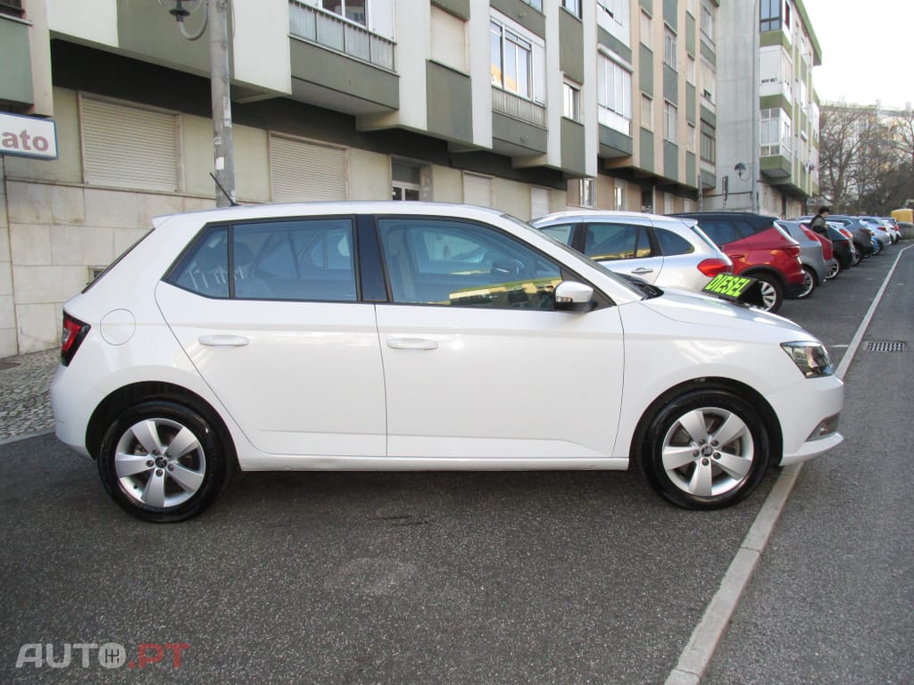 Skoda Fabia Diesel 1.4 TDi 105cv Só 22.000KM