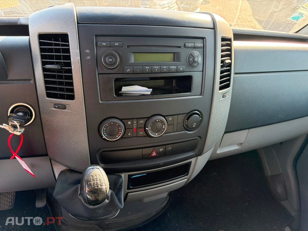 Mercedes-Benz Sprinter 516 CDI/37