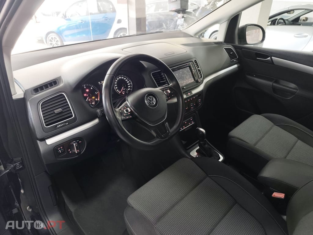 Volkswagen Sharan 2.0 TDI Blue Confortline DSG