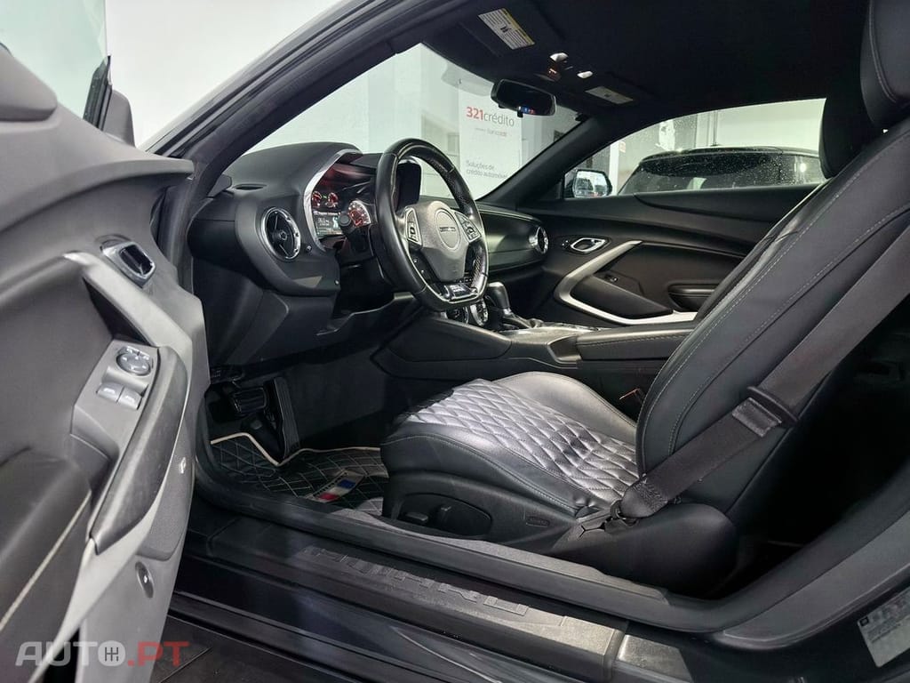 Chevrolet Camaro 2.0 Aut.