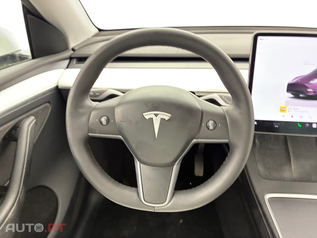 Tesla Model Y Long Range Dual Motor AWD