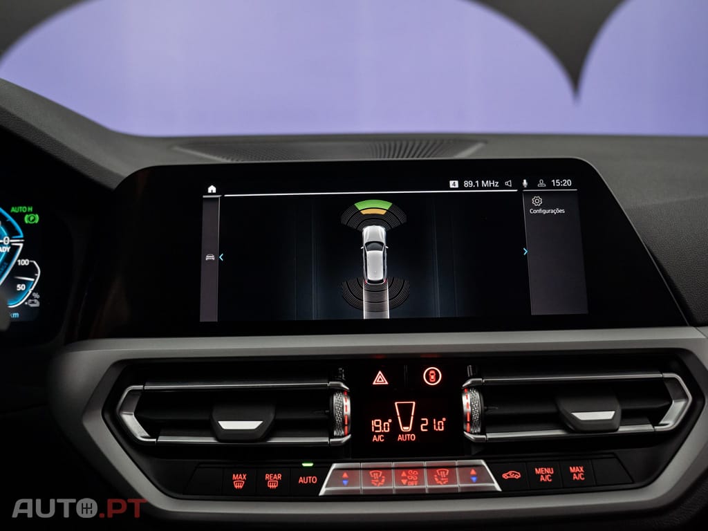 BMW 320 e Touring Corporate Edition Auto