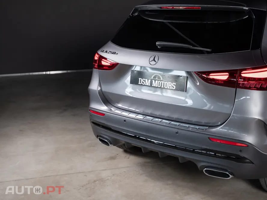 Mercedes-Benz GLA 250 e AMG Line