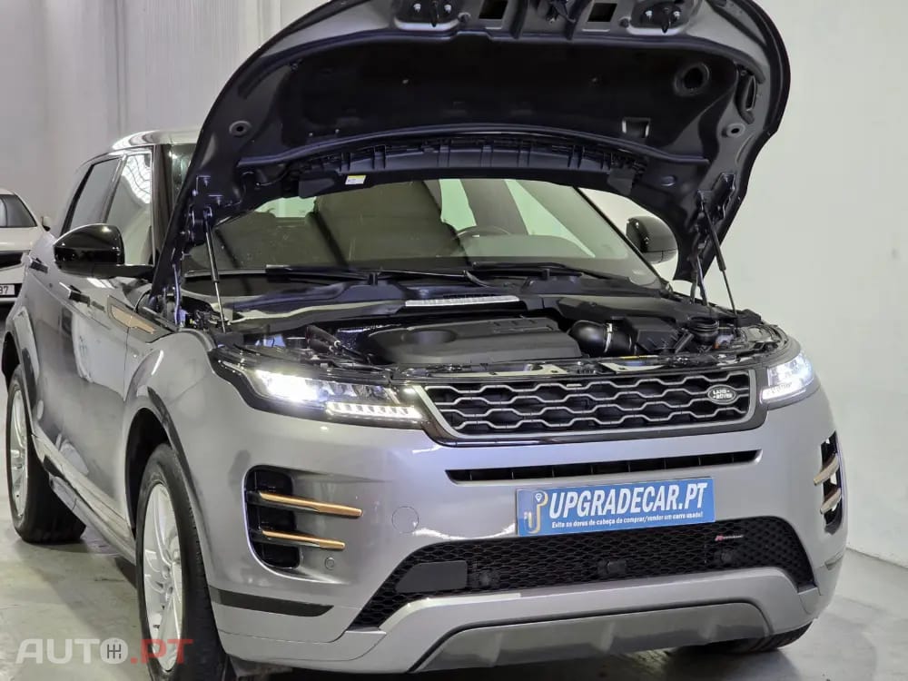 Land Rover Evoque P300e R-Dynamic