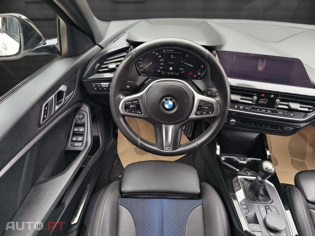 BMW 116 d Pack Desportivo M