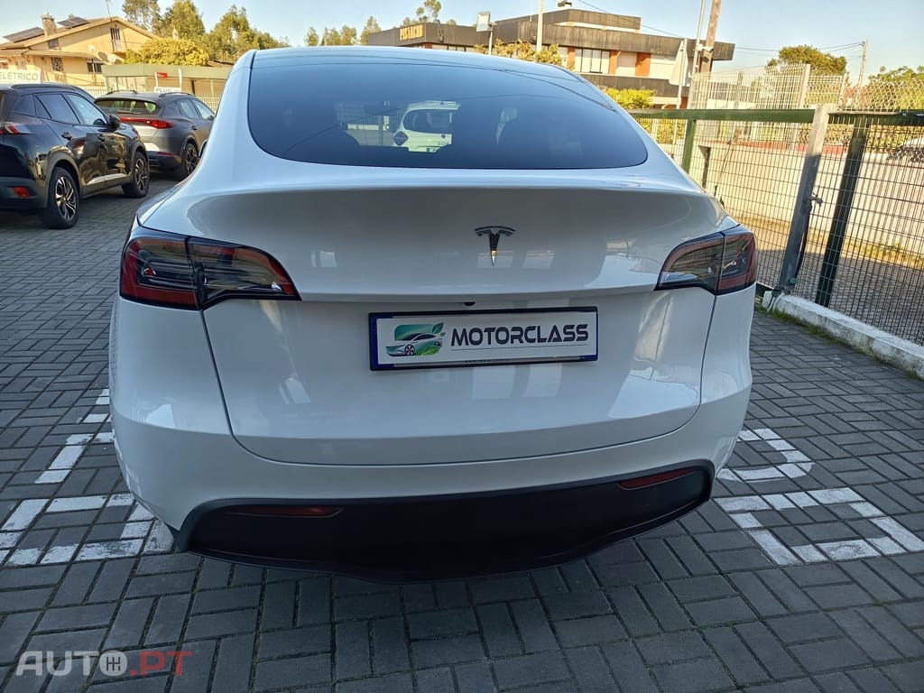 Tesla Model Y Tração Traseira