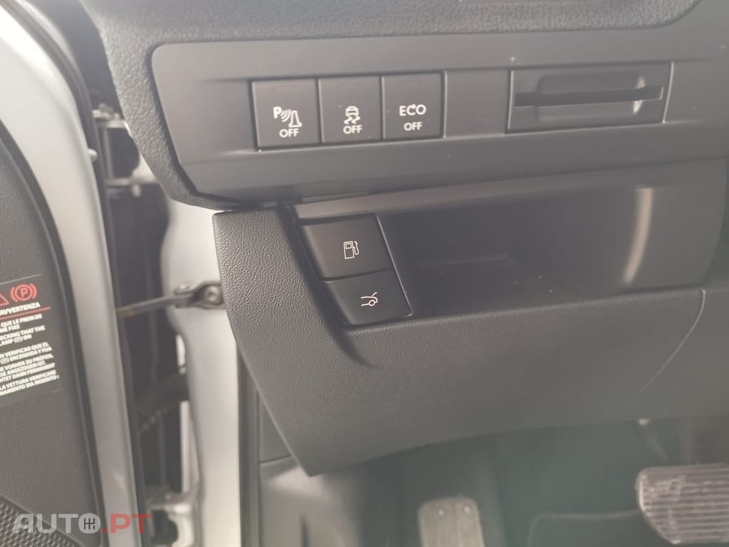Citroen DS5 2.0 HDi Hybrid4 So Chic CMP6