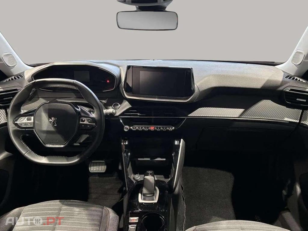 Peugeot E-2008 Active