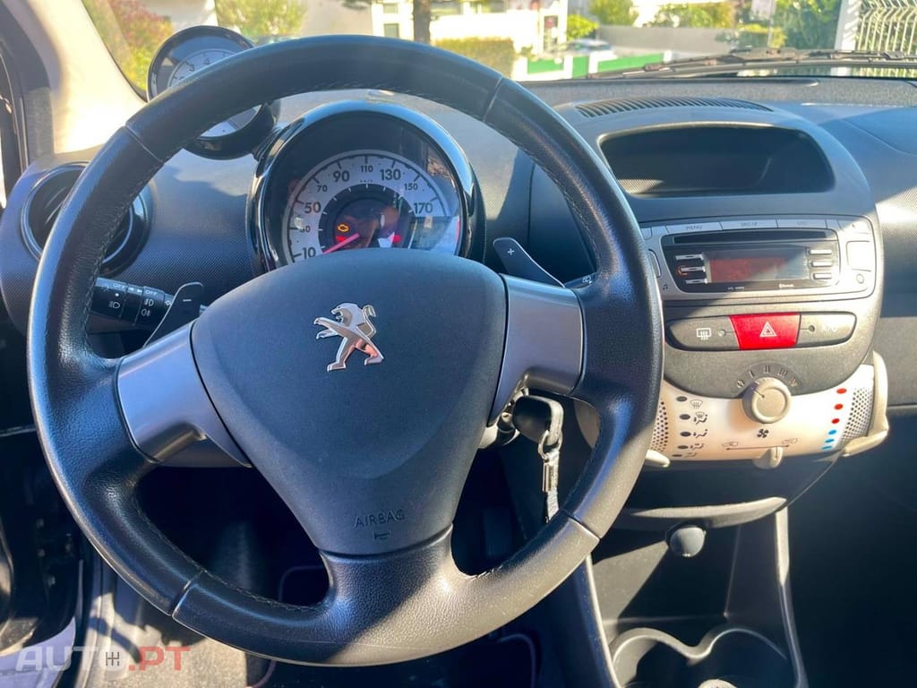 Peugeot 107 1.0 SE Envy 2-Tronic