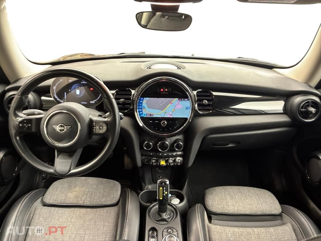 MINI Electric Cooper SE Essential