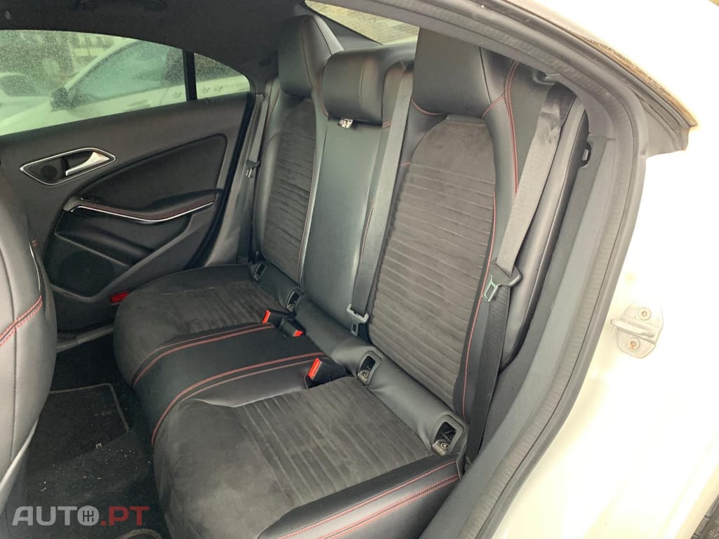 Mercedes-Benz CLA 45 AMG 4-Matic