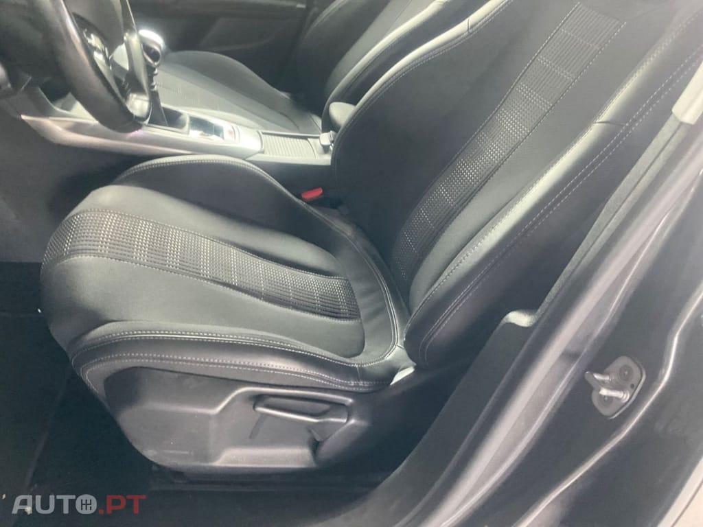 Peugeot 308 1.2 PureTech Allure