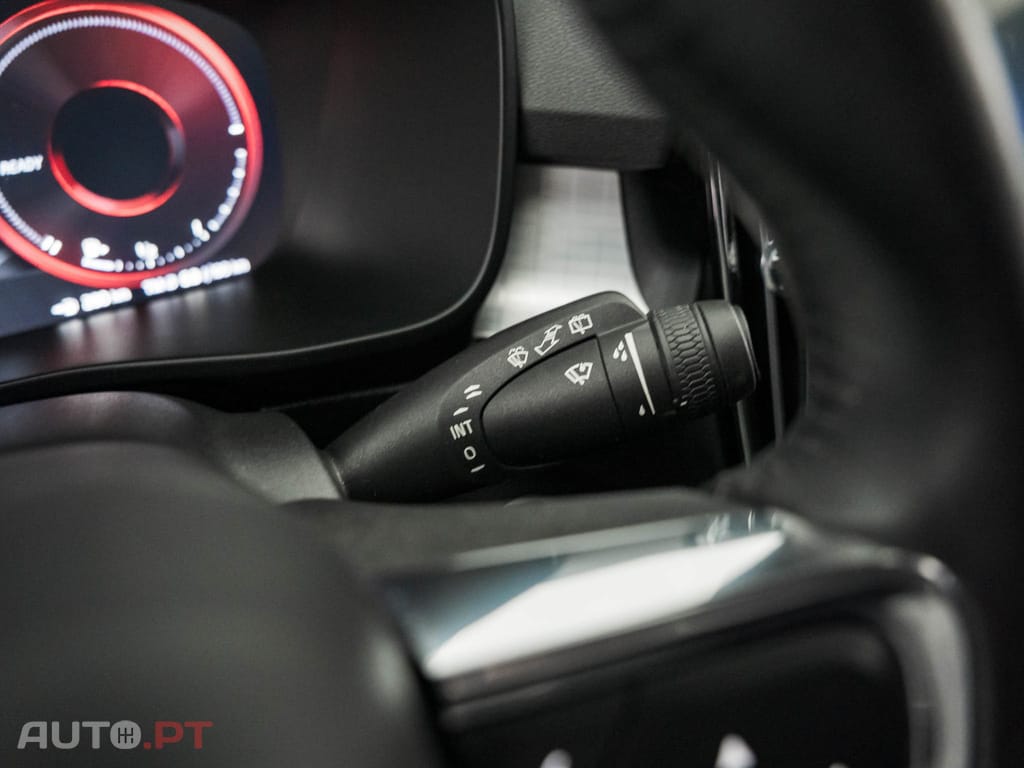 Volvo XC40 1.5 T5 PHEV Momentum