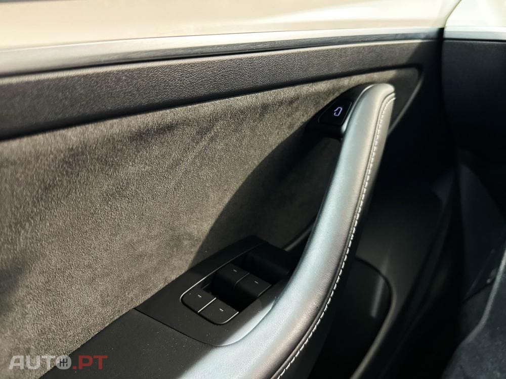 Tesla Model 3 Performance AWD