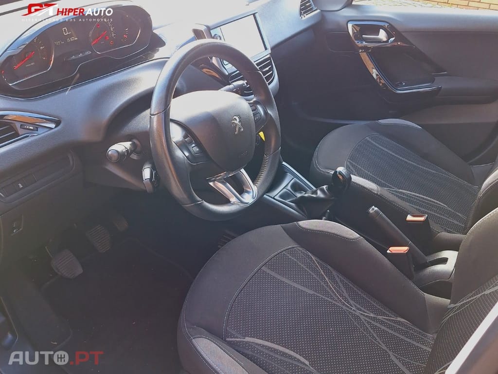 Peugeot 208 1.2 VTi Active