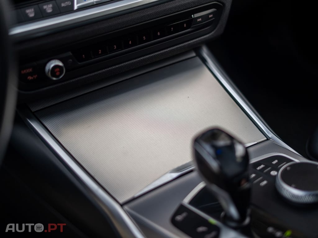 BMW 320 d Line Sport Shadow Auto