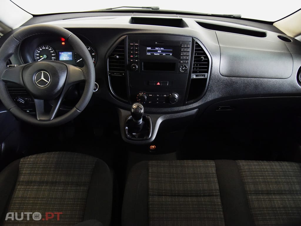 Mercedes-Benz Vito 111CDI 9L C/ AC TRASEIRO