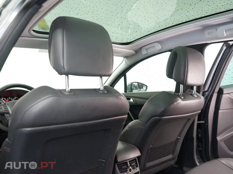 Peugeot 508 RXH 2.0 HDi Hybrid4 2-Tronic