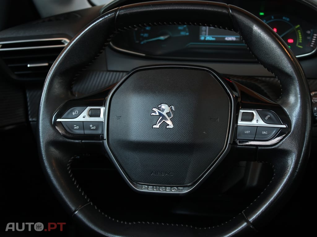 Peugeot E-208 50 kWh Allure