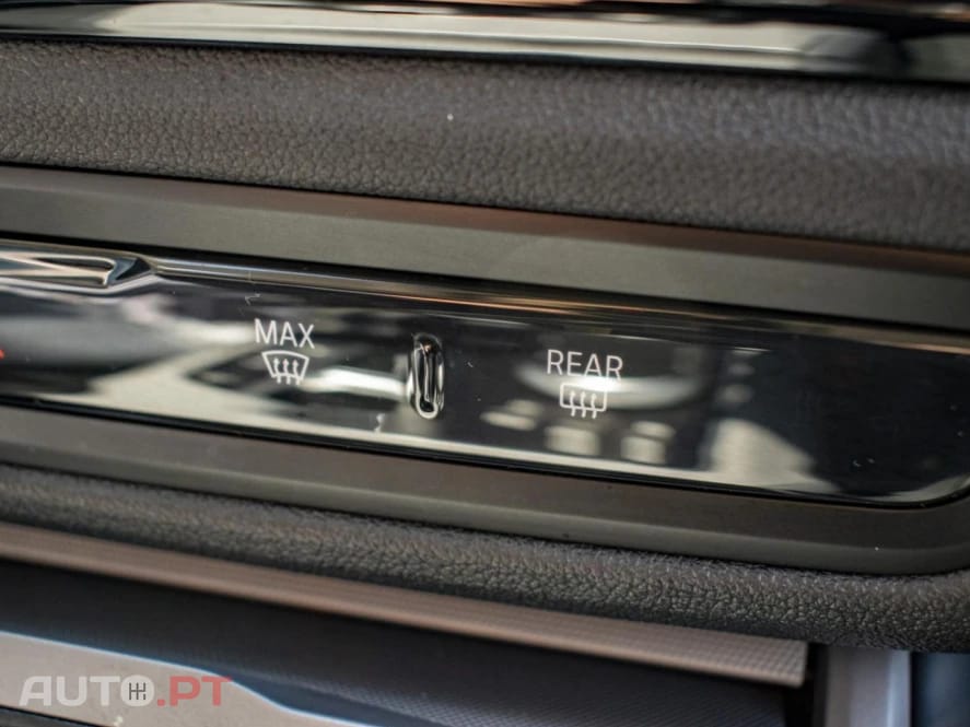 BMW 320 e Touring Auto