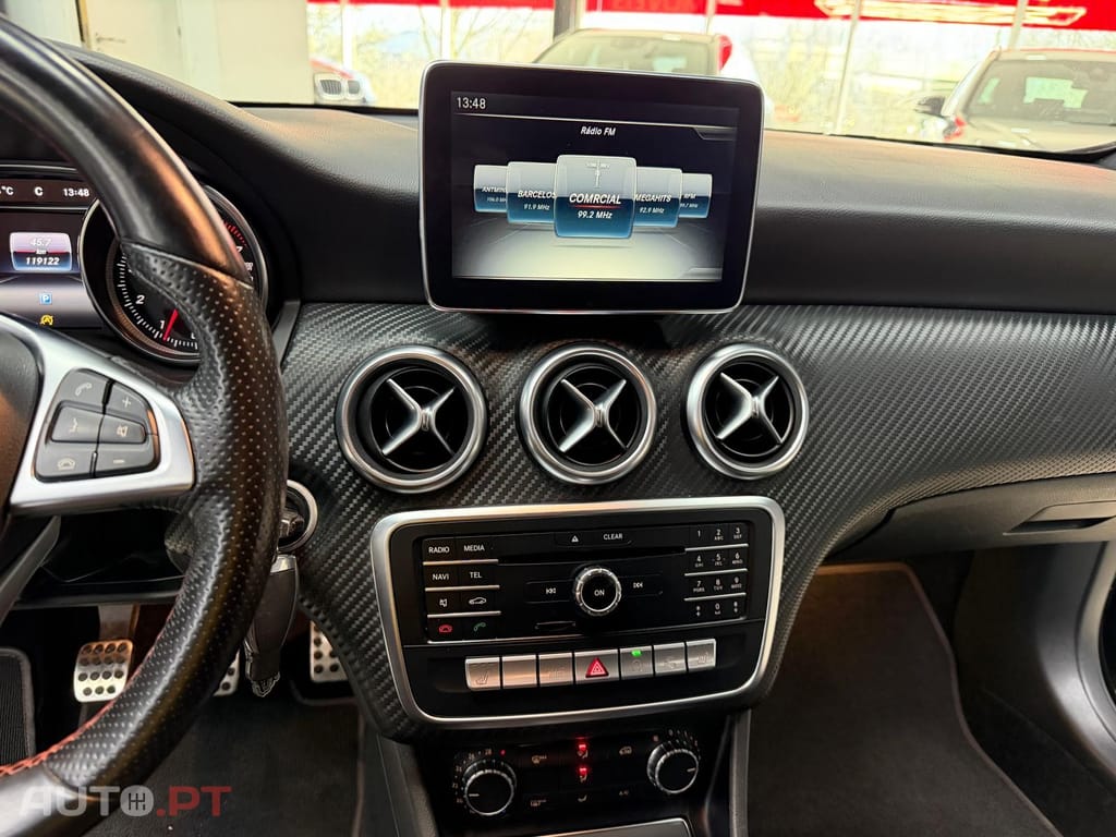 Mercedes-Benz A 180 Amg line