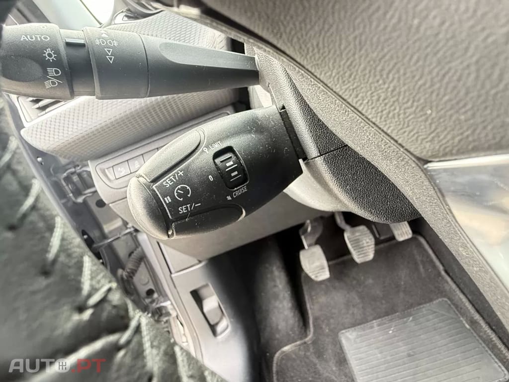 Peugeot 2008 1.2 PureTech Style