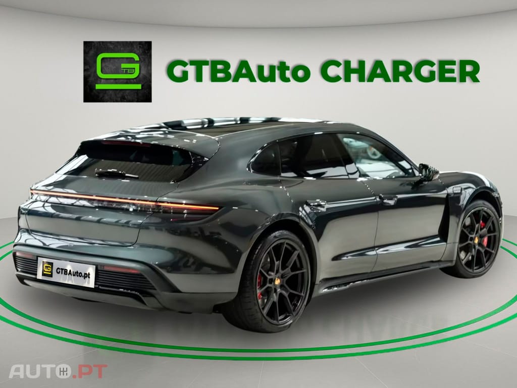 Porsche Taycan GTS I.V.A DEDUTIVEL 