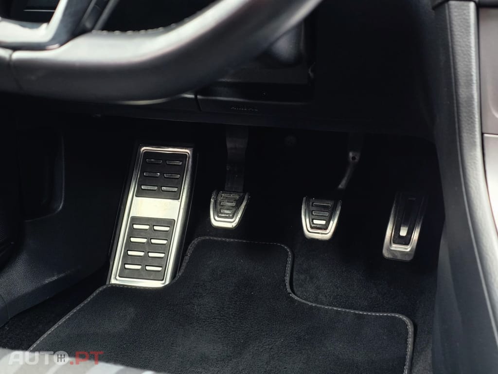 Volkswagen Golf 1.6 TDI Highline